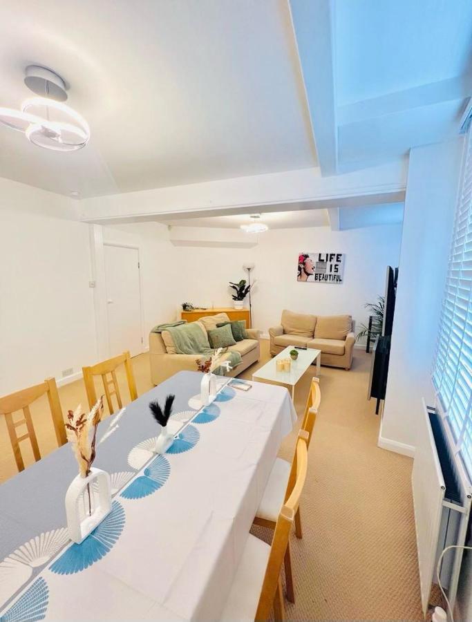 The Vista Apartment 런던 외부 사진
